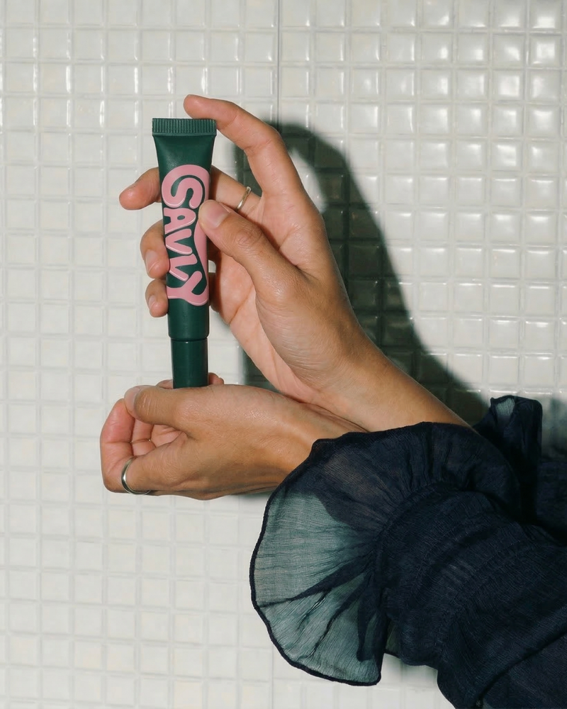 Savvy Body Glue
